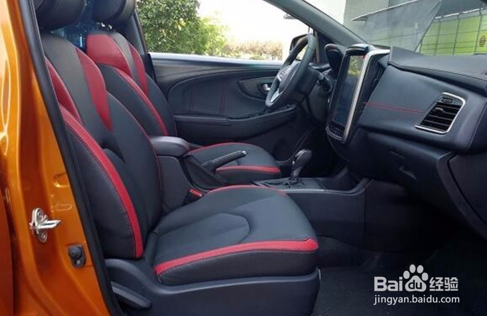 东风裕隆全新小型SUV——U5