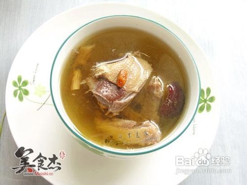 党参枸杞炖乳鸽的做法