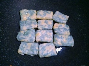 食补养生饺子皮版韭菜盒子