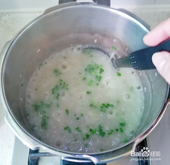 自己做皮蛋瘦肉粥