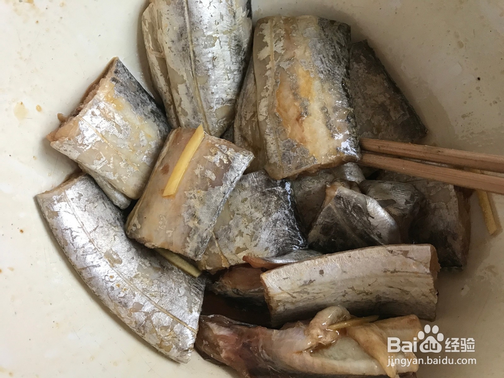 家常带鱼的做法