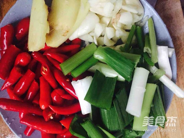 辣炒田螺的做法