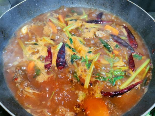 秘制萝卜焖牛腩