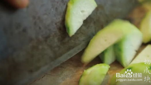 教你潮汕地区经典家常菜:花生烧丝瓜