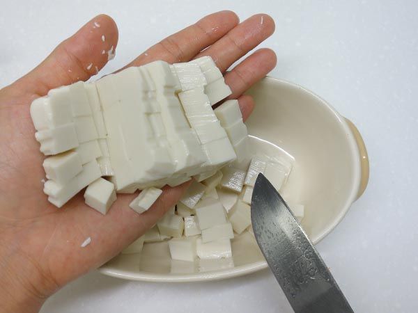 橄榄油香葱鲔鱼豆腐  #我要上首页清爽家常菜#