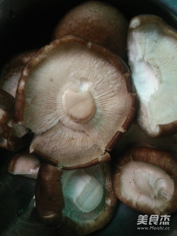 香菇娃娃菜煎饺