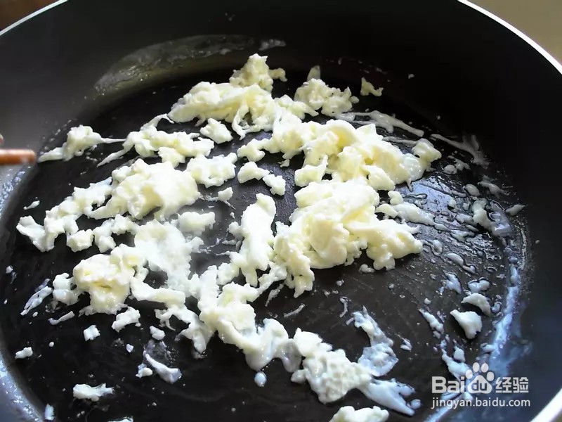 怎样做出家常菜系列之香肠蛋炒饭