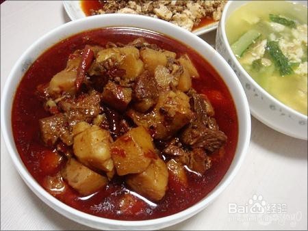 如何用牛肉加土豆烧出一道好菜