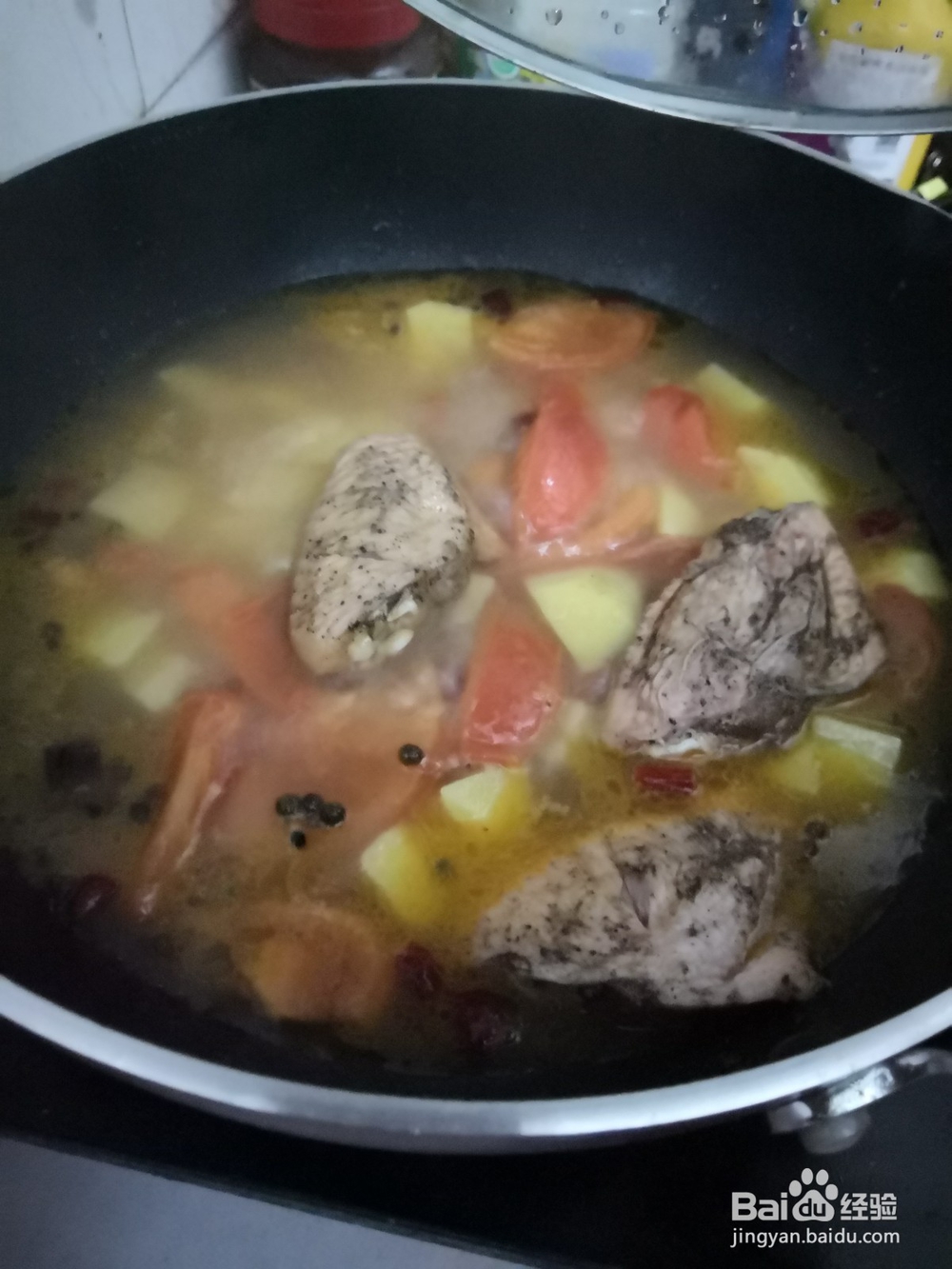 如何制作黑胡椒土豆鸡翅