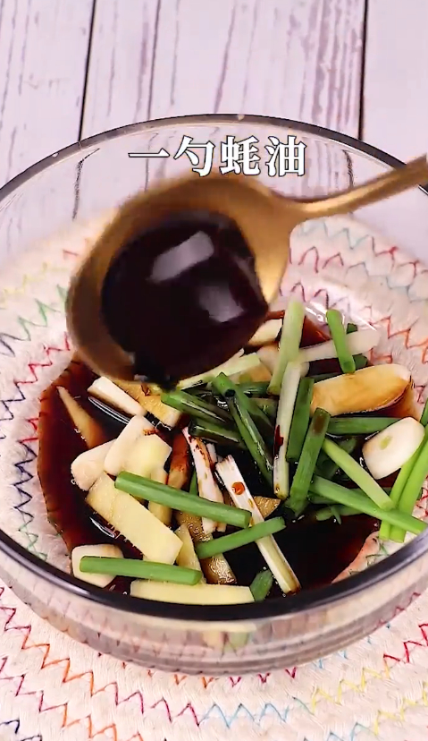 红烧鲫鱼怎么做？