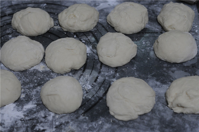 蓝莓沙拉花环面包