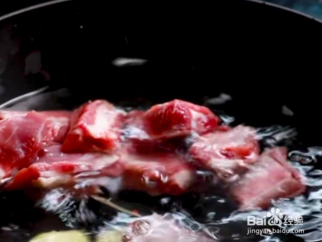 家常版莲藕炖排骨汤教程