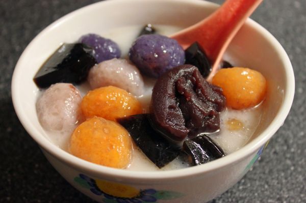 红豆沙椰奶仙草芋圆