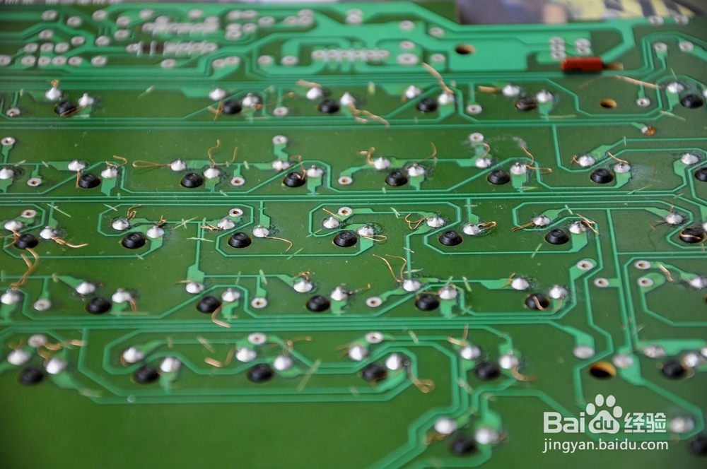 机械键盘飞线教程