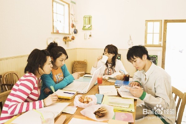 作为大学专业老师怎么教导经常逃课的学生干部