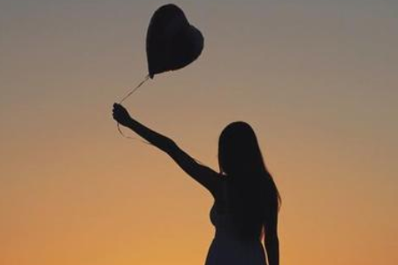 心难受的说说心情短语