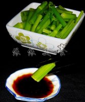 夏天最受煮妇欢迎的凉拌菜-----凉拌金针菇