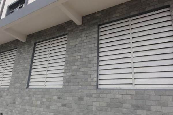 四面窗通风是什么意思啊