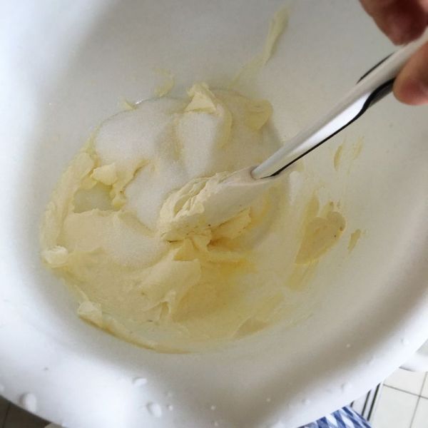 蓝莓冻芝士蛋糕