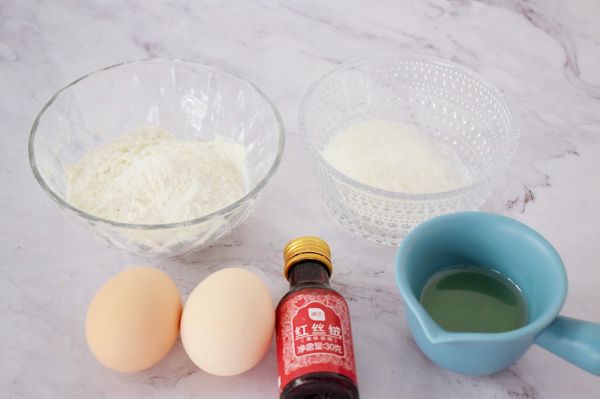 红丝绒海绵蛋糕