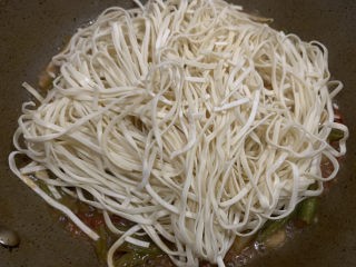 豆角、土豆、番茄焖面