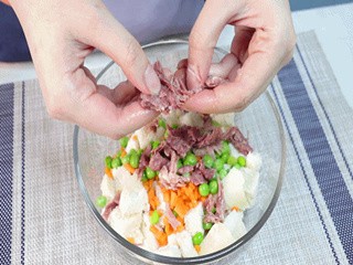 嫩牛馒丁饼怎么做
