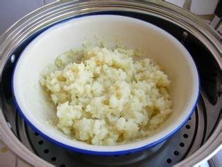 中秋节：[1]如何做豆沙馅冰皮月饼