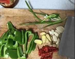 十三香小龙虾