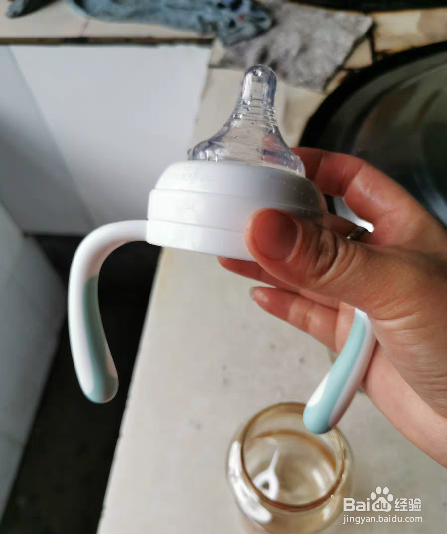 洗奶瓶的七步正确方法