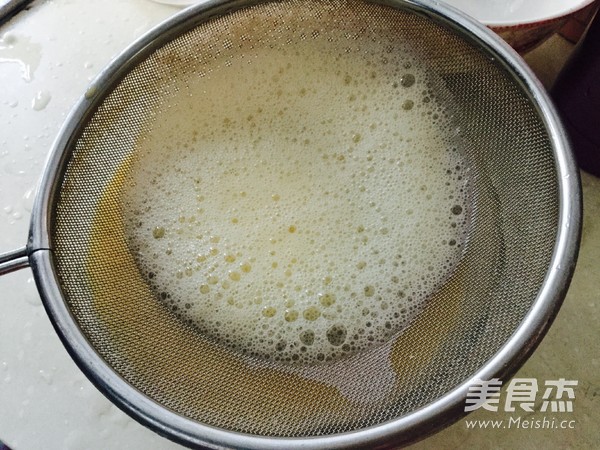 牛奶炖蛋的做法