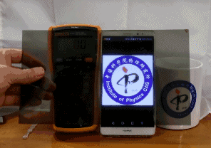 自制小实验演示光的偏振