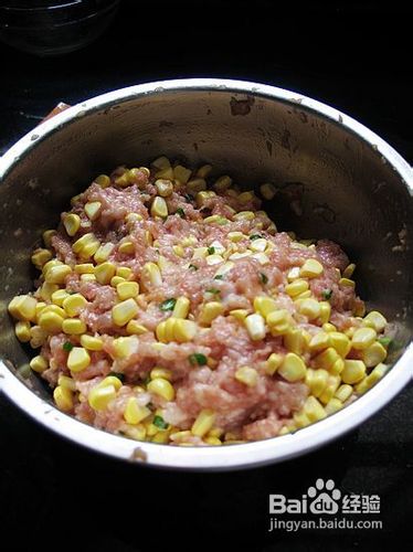 猪肉玉米饺子