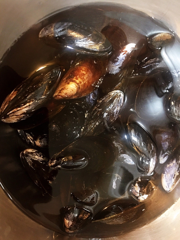 法式白酒焗青口