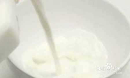 纯牛奶的膻味怎么处理