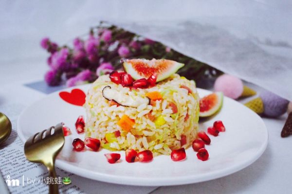 卷心菜香肠炒饭