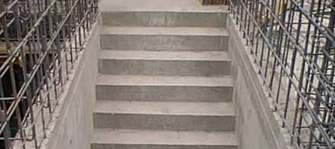 压浆后应及时浇筑封锚的混凝土方法和要点