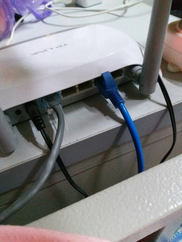 电脑接的网线，笔记本连的wifi网速会互相影响吗