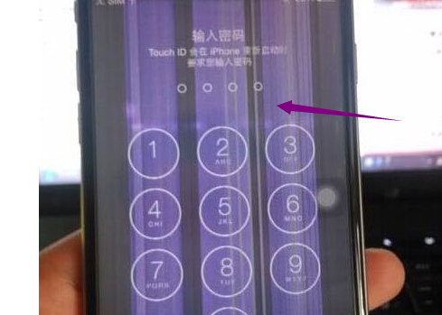 我手机进水了，可以开机，也可以正常使用，但内屏上有水印，如果不管它，会自动消失吗