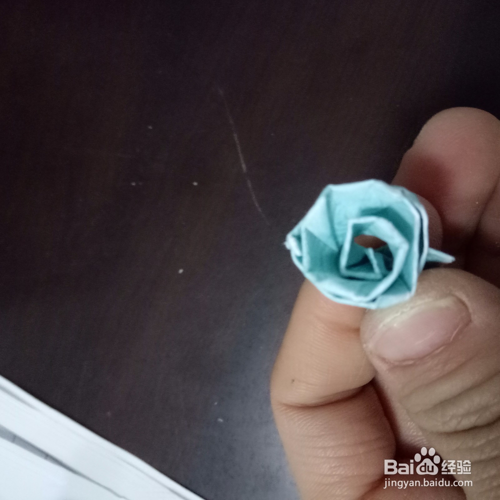 怎么用星纸折玫瑰花戒指