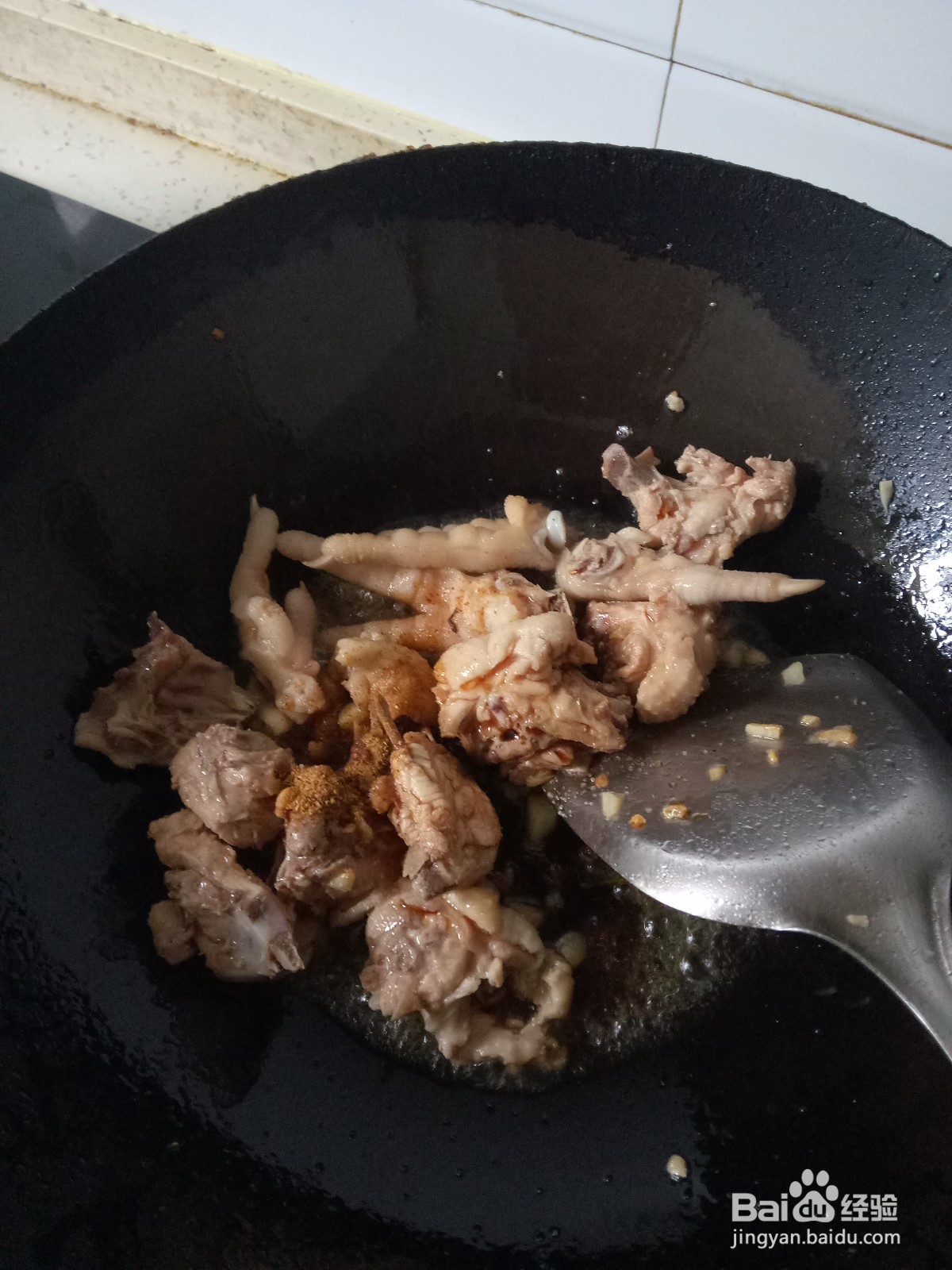 砂锅鸡子炖土豆