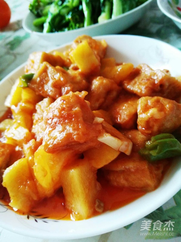 菠萝咕噜豆腐