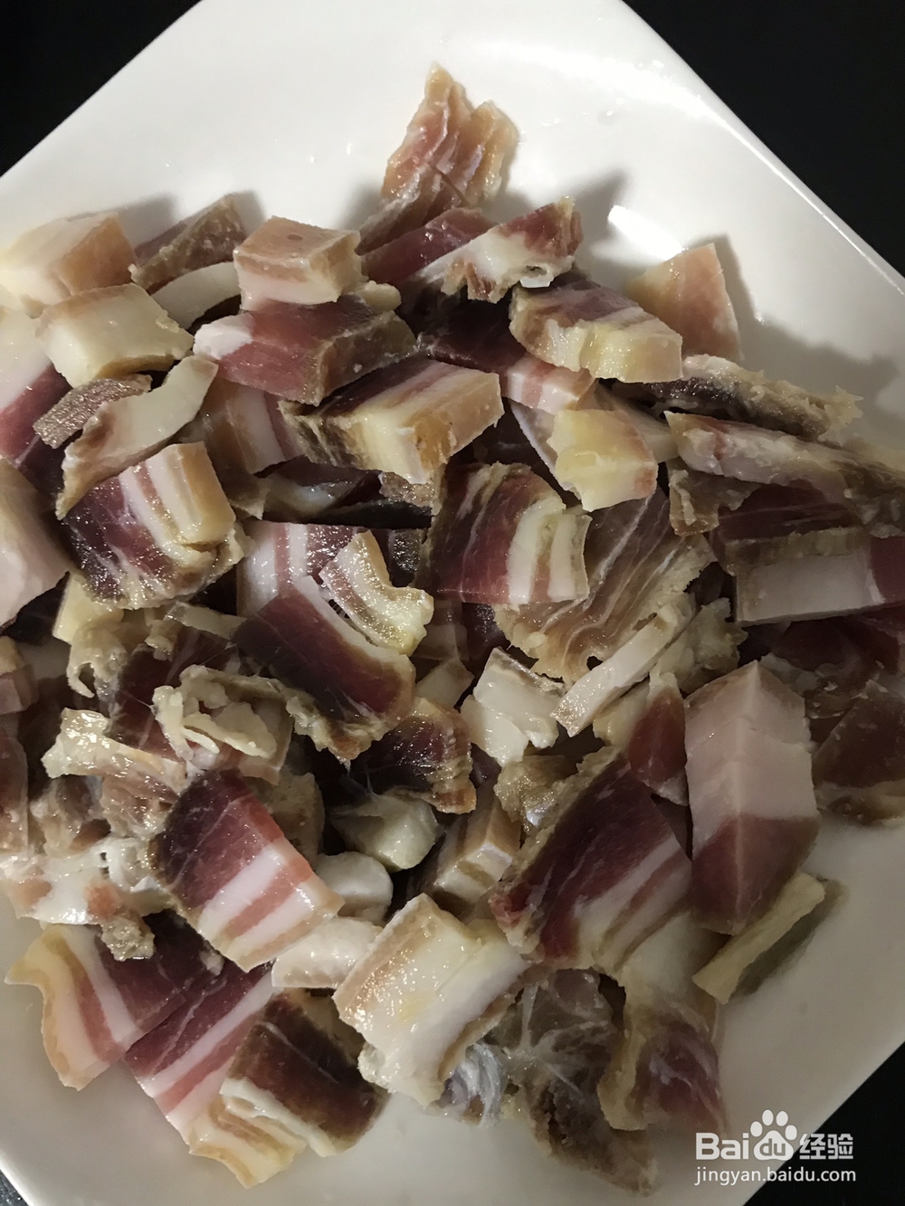 吃光光的咸肉香肠莴笋叶菜饭