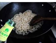 美味炒莲藕的做法