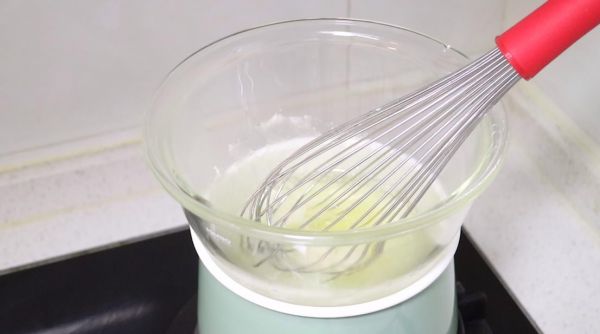 小雪人瑞士蛋白糖