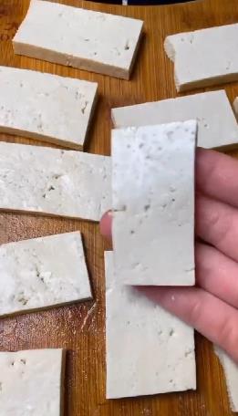 豆腐怎样做，比肉还好吃？