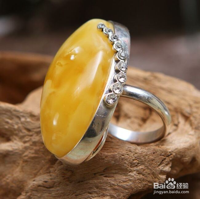 蜜蜡戒指不小心摔了一下怎么办?