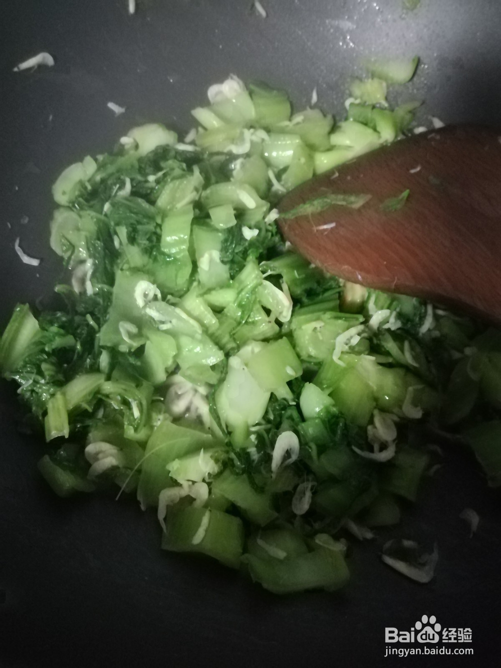 盖菜炒虾皮做法