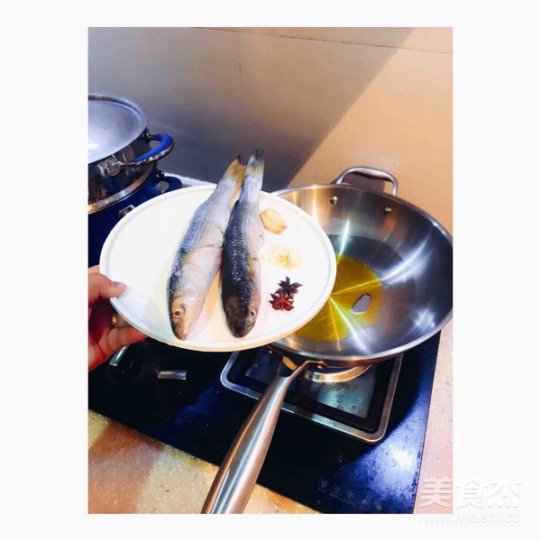 炖鱼的家常做法