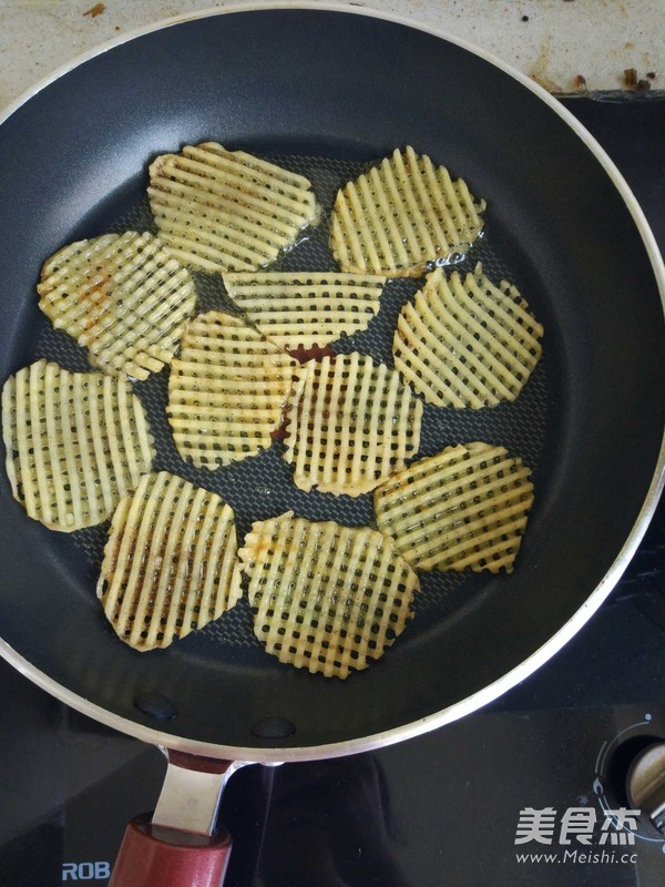 香煎薯格的做法