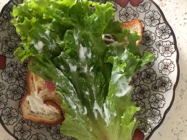 鸡蛋火腿三明治